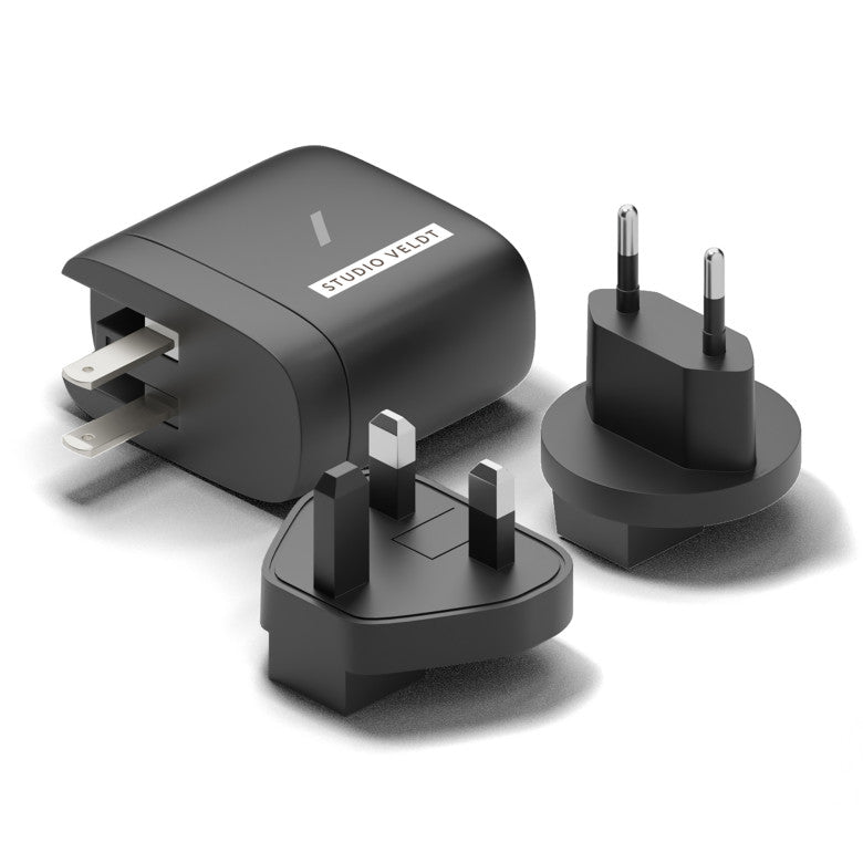 Native Union Black International Fast GaN Charger PD 67W (3 ports)